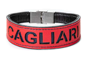 Immagine di Bracciale in pelle rosso con interno blu e font Cagliari 1920